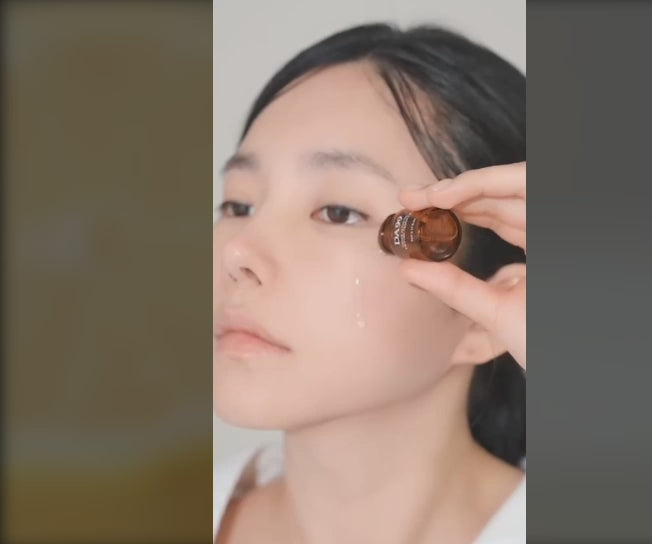 DA99 Vita C Lifting Ampoule